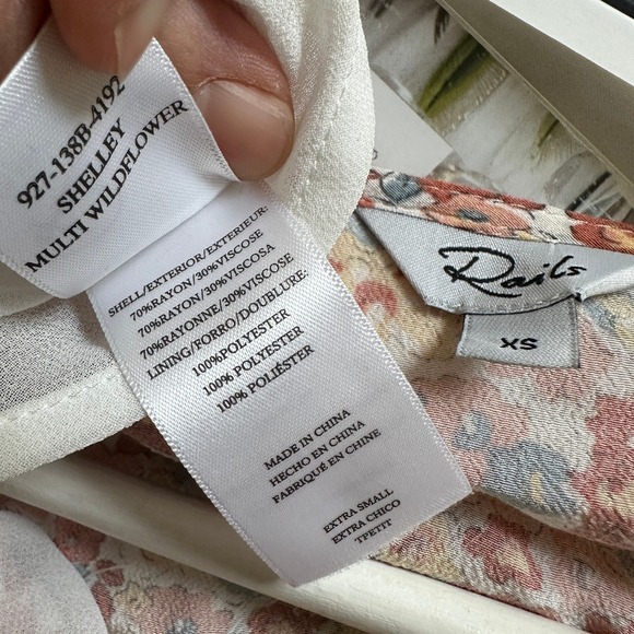 Rails V Neck Puff Sleeve Empire Waist Shelley Midi Dress in Multi Wildflower XS - Picture 11 of 14